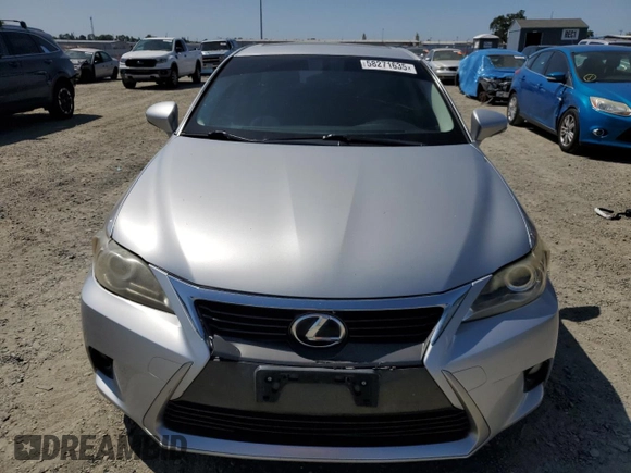 2014 Lexus CT 200h z VIN JTHKD5BH0E2194200, wystawiony jako Copart lot #58271635 z przebiegiem 178 791 mil mil oraz Szkody całkowita. Historia ofert i sprzedaży dostępna na DreamBid. Obrazek 5.
