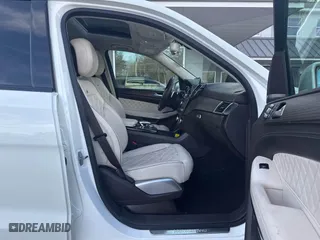 2019 Mercedes-Benz GLS with VIN 4JGDF7DE4KB222512, listed as a IAAI auction lot 42040901 with 38,005 mi miles. Bid and sale history available at carsss.com. Image 5.