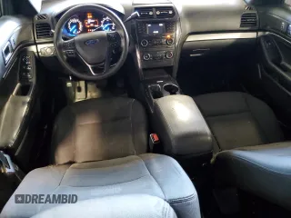 2017 Ford Police Interceptor Utility с VIN 1FM5K8AR3HGD60017, выставлен на аукционе Copart как лот 61681705 с пробегом 157 845 миль миль и Чистый • Clean title. История ставок и продаж доступна на DreamBid. Изображение 8.