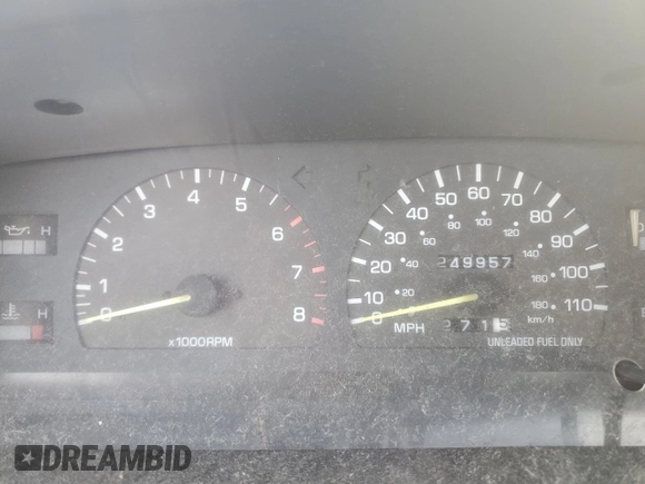 1994 Toyota Pickup z VIN 4TARN93P9RZ255143, wystawiony jako Copart lot #49554475 z przebiegiem 249 957 mil mil oraz Szkoda całkowita • Salvage title. Historia ofert i sprzedaży dostępna na DreamBid. Obrazek 9.