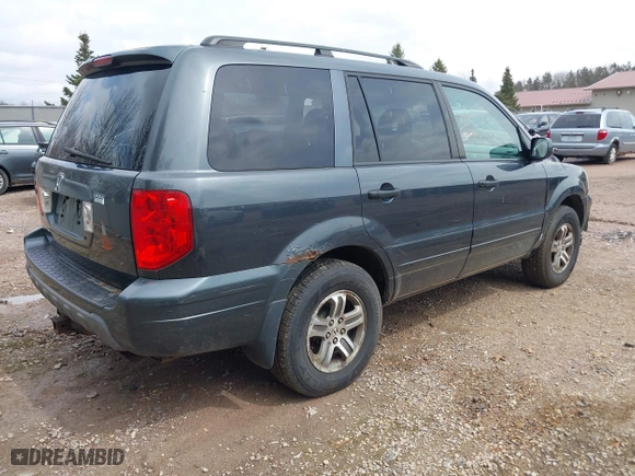 2004 Honda Pilot EX with VIN 2HKYF18494H557884, listed as a IAAI auction lot 42075748 with 205,723 mi miles. Bid and sale history available at carsss.com. Image 4.