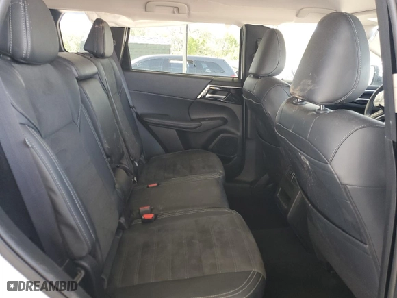 2024 Mitsubishi Outlander SE with VIN JA4J4VA8XRZ052037, listed as a Copart auction lot 52439595 with 24,153 mi miles and Salvage Title. Bid and sale history available at carsss.com. Image 11.