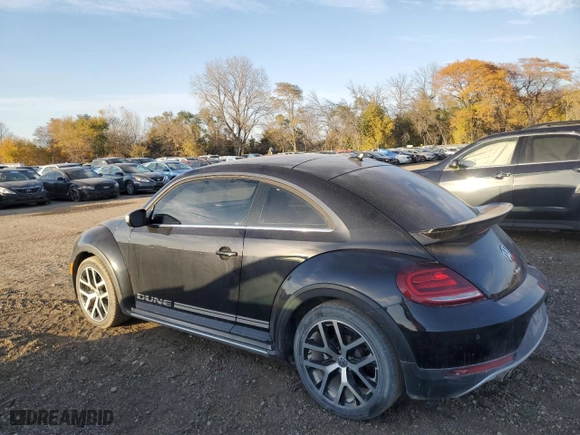 2018 Volkswagen Beetle Dune with VIN 3VWSD7AT8JM714856, listed as a Copart auction lot 77493564 with 29,154 mi miles and Salvage Title. Bid and sale history available at carsss.com. Image 2.