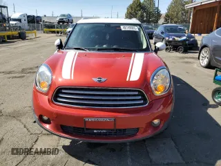 2014 MINI Countryman with VIN WMWZB3C56EWR41819, listed as a Copart auction lot 48149985 with 93,784 mi miles and Salvage Title. Bid and sale history available at DreamBid. Image 5.