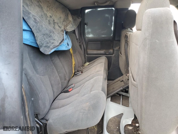 2003 Chevrolet Silverado 2500HD LS with VIN 1GCHK29153E314268, listed as a Copart auction lot 83975524 with 0 mi miles and Salvage Title. Bid and sale history available at carsss.com. Image 10.
