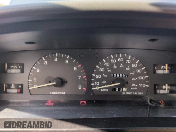 1994 Toyota Pickup DX with VIN JT4RN81PXR5174113, listed as a Copart auction lot 64211905 with 209,694 mi miles and Salvage title. Bid and sale history available at DreamBid. Image 9.
