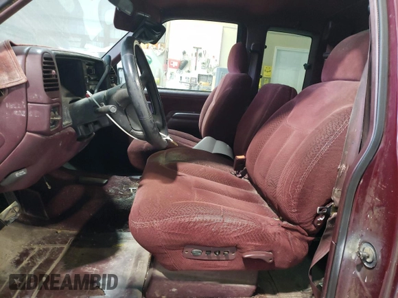 1996 GMC Sierra 1500 with VIN 2GTEC19W3T1560582, listed as a Copart auction lot 73985374 with 250,033 mi miles and Salvage Title. Bid and sale history available at DreamBid. Image 7.