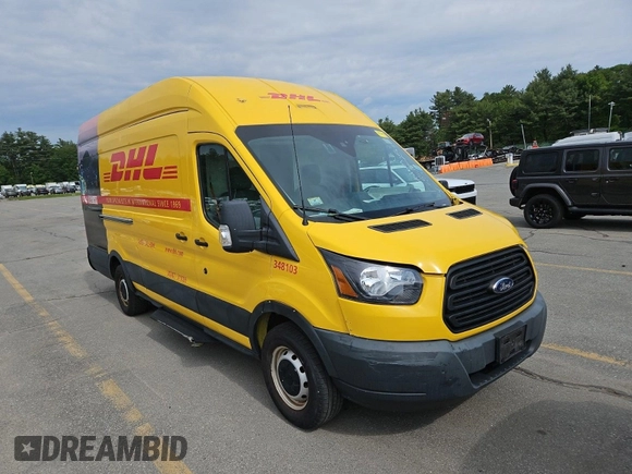 2019 Ford Transit z VIN 1FTYR3XM7KKA24824, wystawiony jako IAAI lot #42500762 z przebiegiem 75 307 mil mil oraz . Historia ofert i sprzedaży dostępna na DreamBid. Obrazek 28.