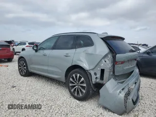 2024 Volvo XC60 Core Dark Theme z VIN YV4L12RKXR1763710, wystawiony jako Copart lot #48162225 z przebiegiem 12 694 mil mil oraz Szkoda całkowita • Salvage title. Historia ofert i sprzedaży dostępna na DreamBid. Obrazek 2.