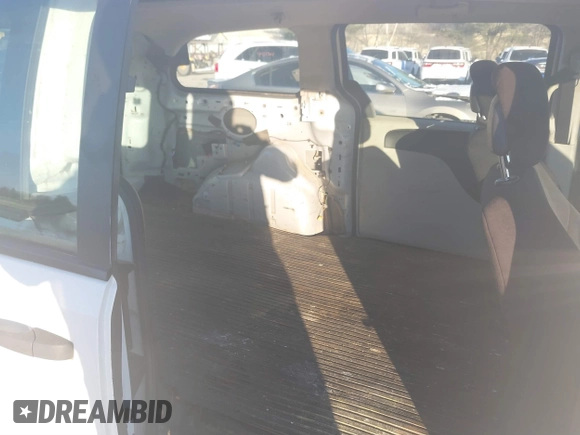 2011 Dodge Grand Caravan Cargo with VIN 2D4RN1AG0BR710134, listed as a IAAI auction lot 41385972 with 178,092 mi miles. Bid and sale history available at carsss.com. Image 8.