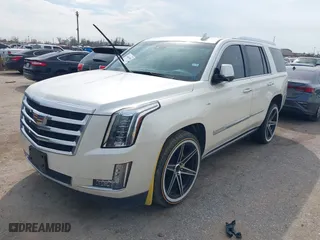 2015 Cadillac Escalade Premium with VIN 1GYS3NKJ1FR553712, listed as a IAAI auction lot 41660900 with 93,423 mi miles. Bid and sale history available at carsss.com. Image 17.