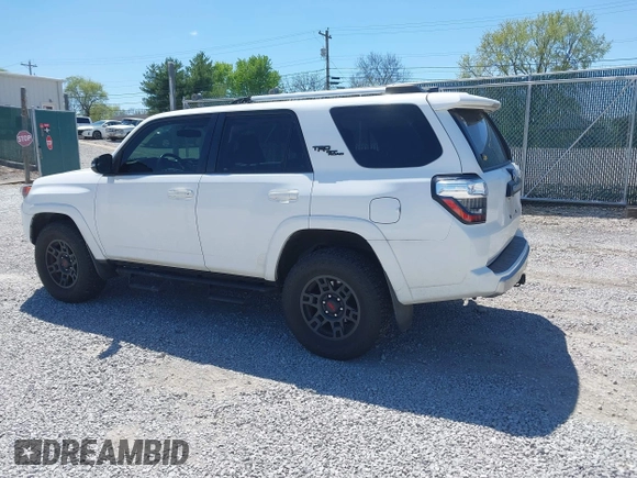 2018 Toyota 4Runner SR5 with VIN JTEBU5JR6J5545742, listed as a IAAI auction lot 41940150 with 64,488 mi miles and . Bid and sale history available at DreamBid. Image 3.
