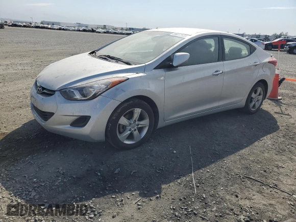 2013 Hyundai Elantra GLS с VIN KMHDH4AE9DU726235, выставлен на аукционе Copart как лот 59017135 с пробегом Не указан миль и Списание • Salvage title. История ставок и продаж доступна на DreamBid. Изображение 1.