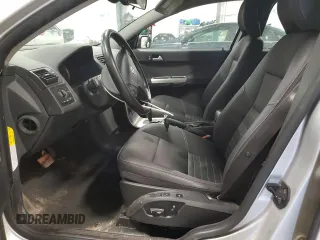 2005 Volvo S40 с VIN YV1MS382552057433, выставлен на аукционе Copart как лот 57947635 с пробегом 215 513 миль миль и Чистый • Clean title. История ставок и продаж доступна на DreamBid. Изображение 7.