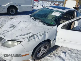 2005 Pontiac Sunfire z VIN 3G2JB12F35S101138, wystawiony jako IAAI lot #41377351 z przebiegiem 167 995 mil mil oraz . Historia ofert i sprzedaży dostępna na DreamBid. Obrazek 6.
