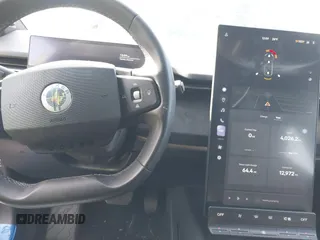 2023 Fisker Ocean Ultra z VIN VCF1UBU27PG008596, wystawiony jako IAAI lot #41400594 z przebiegiem 12 972 mil mil oraz . Historia ofert i sprzedaży dostępna na DreamBid. Obrazek 18.