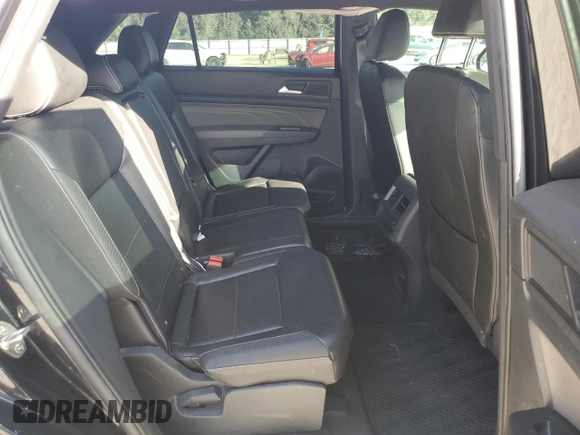 2022 Volkswagen Atlas SE with VIN 1V2WE2CA3NC205358, listed as a Copart auction lot 84341324 with 84,992 mi miles and Salvage title. Bid and sale history available at DreamBid. Image 12.