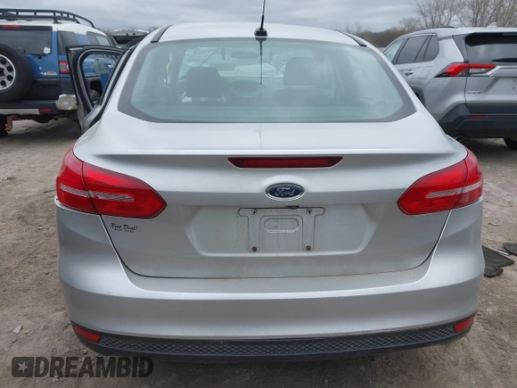 2015 Ford Focus SE with VIN 1FADP3F20FL262380, listed as a IAAI auction lot 42019840 with Not provided miles and . Bid and sale history available at DreamBid. Image 16.