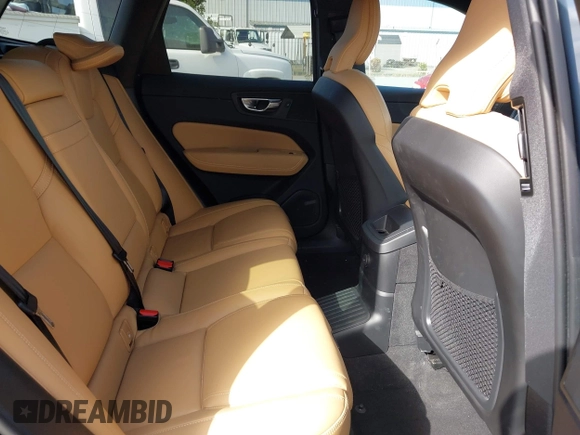 2021 Volvo XC60 Inscription Expression with VIN YV4BR0DL5M1820896, listed as a IAAI auction lot 42207370 with 58,670 mi miles and . Bid and sale history available at DreamBid. Image 8.