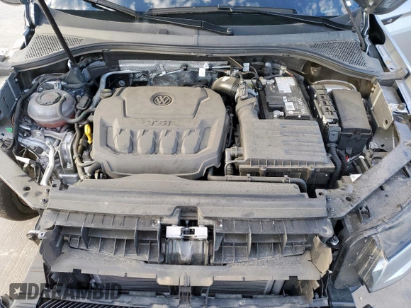 2024 Volkswagen Tiguan SE R-Line Black with VIN 3VVCB7AX9RM093060, listed as a Copart auction lot 56354345 with 12,084 mi miles and Salvage title. Bid and sale history available at DreamBid. Image 11.