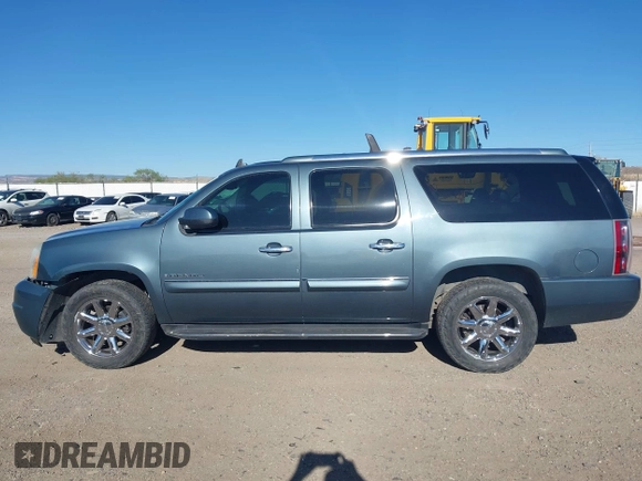 2008 GMC Yukon XL z VIN 1GKFK66828J210470, wystawiony jako IAAI lot #42119370 z przebiegiem 204 296 mil mil oraz . Historia ofert i sprzedaży dostępna na DreamBid. Obrazek 14.