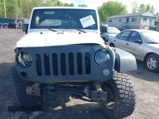 2014 Jeep Wrangler Unlimited Rubicon X with VIN 1C4BJWFG6EL240849, listed as a IAAI auction lot 42216082 with 118,912 mi miles and . Bid and sale history available at DreamBid. Image 6.