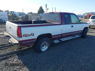 1994 GMC Sierra 1500 z VIN 2GTEK19HXR1563542, wystawiony jako IAAI lot #41733737 z przebiegiem 194 469 mil mil oraz . Historia ofert i sprzedaży dostępna na DreamBid. Obrazek 4.