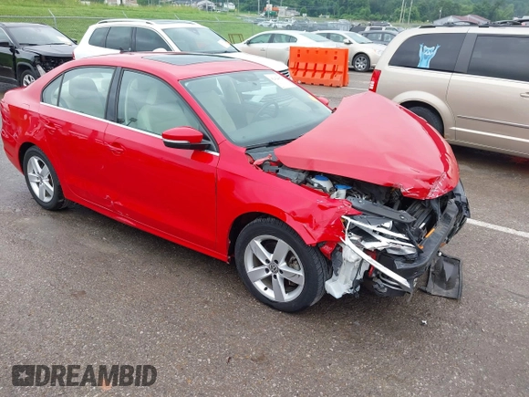 2014 Volkswagen Jetta TDI w/Premium/Nav with VIN 3VWLL7AJ4EM383351, listed as a IAAI auction lot 42424074 with 66,824 mi miles and . Bid and sale history available at DreamBid. Image 1.