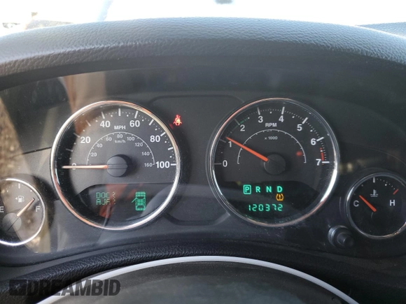 2014 Jeep Wrangler Sahara with VIN 1C4AJWBG9EL102983, listed as a Copart auction lot 84501554 with 120,372 mi miles and Salvage Title. Bid and sale history available at DreamBid. Image 9.