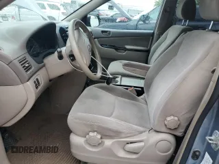 2004 Toyota Sienna CE z VIN 5TDZA23CX4S079377, wystawiony jako Copart lot #58989395 z przebiegiem 233 806 mil mil oraz Czysty tytuł • Clean title. Historia ofert i sprzedaży dostępna na DreamBid. Obrazek 7.
