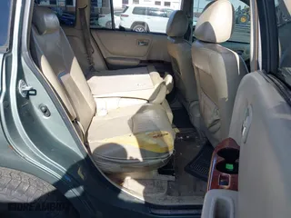 2004 Toyota Highlander with VIN JTEEP21A340048257, listed as a IAAI auction lot 41940474 with 255,423 mi miles. Bid and sale history available at carsss.com. Image 8.