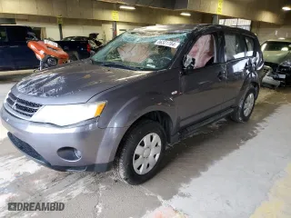 2009 Mitsubishi Outlander ES with VIN JA4LS21W89Z007688, listed as a Copart auction lot 86321704 with 170,786 mi miles and Salvage Title. Bid and sale history available at carsss.com. Image 1.