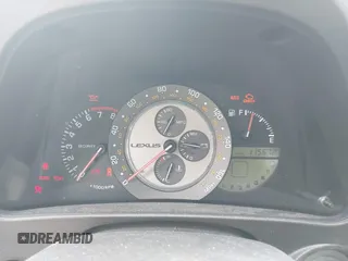 2001 Lexus IS 300/350 z VIN JTHBD182110019987, wystawiony jako IAAI lot #41686901 z przebiegiem 115 672 mil mil oraz . Historia ofert i sprzedaży dostępna na DreamBid. Obrazek 7.