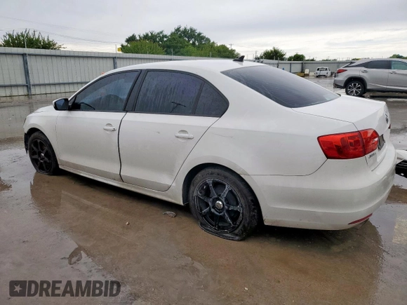2012 Volkswagen Jetta SE with VIN 3VWDX7AJ7CM339995, listed as a Copart auction lot 60533525 with 199,028 mi miles and Clean title. Bid and sale history available at DreamBid. Image 2.