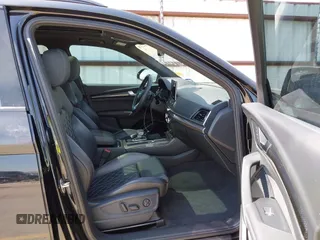 2021 Audi SQ5 Premium Plus z VIN WA1B4AFY1M2001646, wystawiony jako IAAI lot #42227378 z przebiegiem 48 525 mil mil oraz . Historia ofert i sprzedaży dostępna na DreamBid. Obrazek 5.