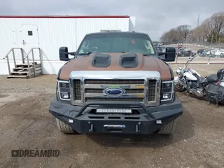 2010 Ford Super Duty F-250 SRW XL with VIN 1FTSW2BR2AEB07232, listed as a IAAI auction lot 41948951 with 124,116 mi miles. Bid and sale history available at carsss.com. Image 13.