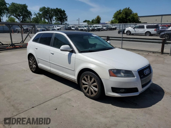 2009 Audi A3 Premium z VIN WAUKF78P39A017316, wystawiony jako Copart lot #54247945 z przebiegiem 172 877 mil mil oraz Czysty tytuł • Clean title. Historia ofert i sprzedaży dostępna na DreamBid. Obrazek 4.