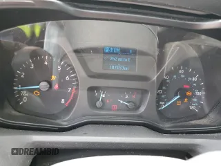 2019 Ford Transit z VIN 1FTYE1ZM4KKB38454, wystawiony jako Copart lot #59751635 z przebiegiem 187 153 mil mil oraz Szkoda całkowita • Salvage title. Historia ofert i sprzedaży dostępna na DreamBid. Obrazek 9.