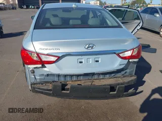 2013 Hyundai Sonata Limited with VIN 5NPEC4AC8DH532358, listed as a IAAI auction lot 41189414 with 61,069 mi miles and . Bid and sale history available at DreamBid. Image 6.