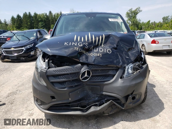 2020 Mercedes-Benz Metris Cargo z VIN W1YV0BEY0L3727010, wystawiony jako Copart lot #61809493 z przebiegiem 56 924 mil mil oraz . Historia ofert i sprzedaży dostępna na DreamBid. Obrazek 5.