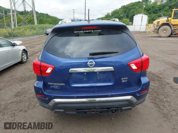 2018 Nissan Pathfinder SV z VIN 5N1DR2MM1JC621095, wystawiony jako IAAI lot #42371403 z przebiegiem 130 925 mil mil oraz . Historia ofert i sprzedaży dostępna na DreamBid. Obrazek 16.