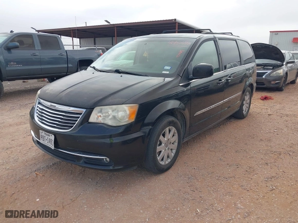 2014 Chrysler Town & Country Touring with VIN 2C4RC1BG6ER400043, listed as a IAAI auction lot 41940492 with 190,447 mi miles. Bid and sale history available at carsss.com. Image 2.