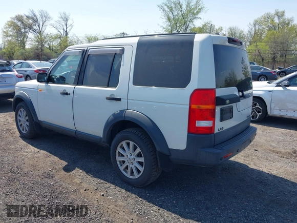 2008 Land Rover LR3 SE with VIN SALAE25498A449219, listed as a IAAI auction lot 42109126 with 105,326 mi miles and . Bid and sale history available at DreamBid. Image 3.
