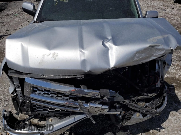 2015 Chevrolet Silverado 1500 LT with VIN 3GCUKREC3FG144777, listed as a Copart auction lot 52232845 with 104,942 mi miles and Salvage Title. Bid and sale history available at DreamBid. Image 12.