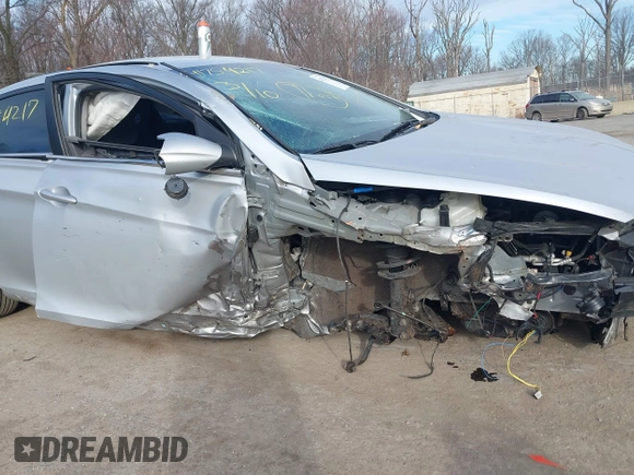 2013 Hyundai Sonata GLS with VIN 5NPEB4AC7DH629621, listed as a IAAI auction lot 41754217 with 87,862 mi miles and . Bid and sale history available at DreamBid. Image 6.