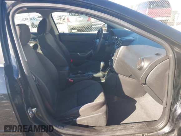 2007 Pontiac G6 with VIN 1G2ZG58N974145898, listed as a IAAI auction lot 41375838 with 175,193 mi miles. Bid and sale history available at carsss.com. Image 5.
