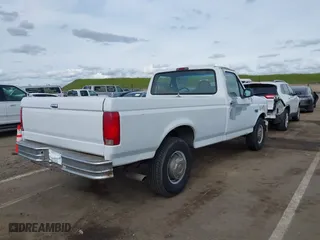 1997 Ford F-250 HD with VIN 3FTHF25H2VMA57753, listed as a IAAI auction lot 41988913 with 248,174 mi miles. Bid and sale history available at carsss.com. Image 4.