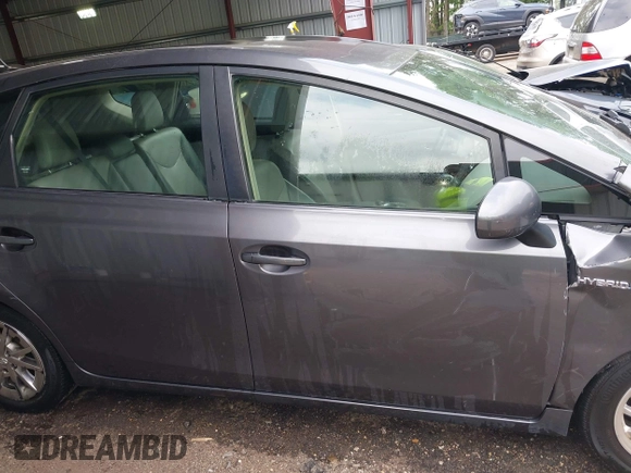 2015 Toyota Prius Two with VIN JTDZN3EU6FJ016826, listed as a IAAI auction lot 42662727 with 184,491 mi miles and . Bid and sale history available at DreamBid. Image 13.