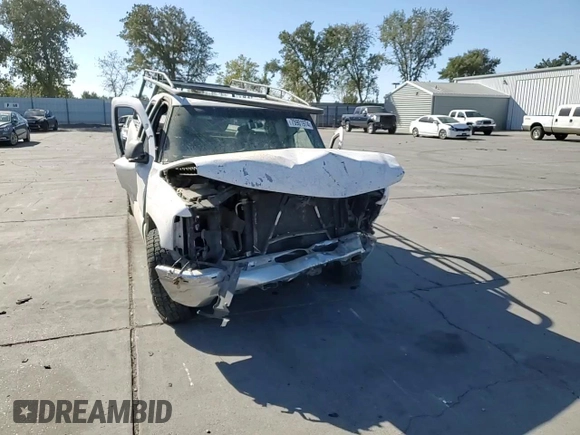 2000 Chevrolet Silverado 1500 with VIN 2GCEC19V6Y1388207, listed as a Copart auction lot 75901974 with Not Provided miles and Salvage Title. Bid and sale history available at DreamBid. Image 11.