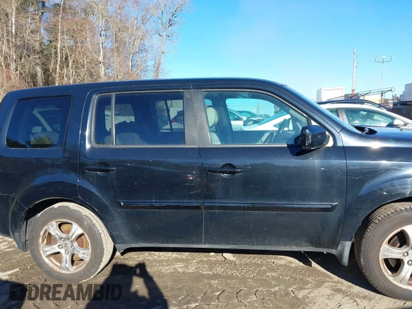 2013 Honda Pilot EX-L with VIN 5FNYF4H5XDB056818, listed as a IAAI auction lot 41485510 with 176,640 mi miles. Bid and sale history available at carsss.com. Image 13.